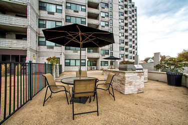 The Soundview At Savin Rock Apartments - West Haven, CT