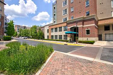 The Residences At Park Place Apartments - Leawood, KS
