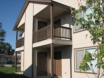 955 S 5th W St unit 955C - Mountain Home, ID