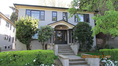 2066 NW Overton St - Portland, OR