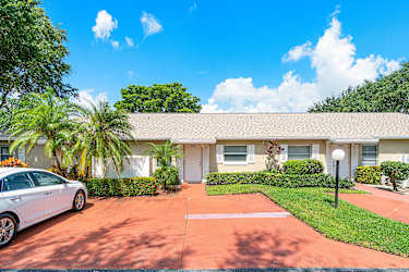 18715 Candlewick Dr - Boca Raton, FL