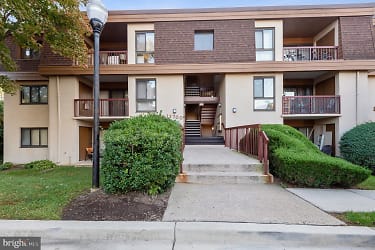12700 Veirs Mill Rd #66-302 - Rockville, MD