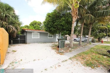 1545 NW 15th Terrace - Fort Lauderdale, FL
