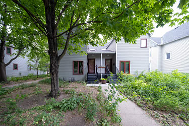 2116 22nd Ave S - Minneapolis, MN