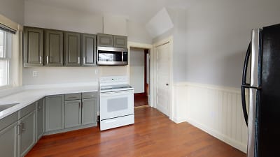 141 Edenfield Ave unit 139 - Watertown, MA