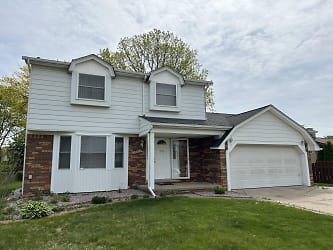 38634 Sumpter Dr - Sterling Heights, MI