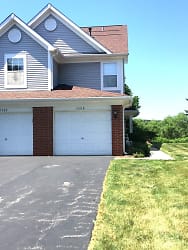 1680 Mansfield Ct #1680 - Roselle, IL