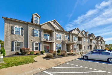 Newport Commons Apartments - undefined, undefined