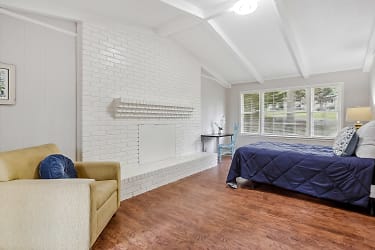 Room For Rent - Acworth, GA