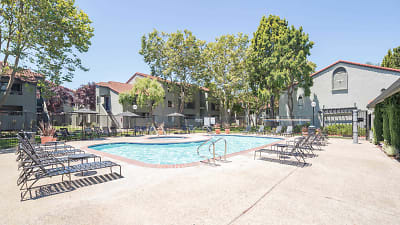 Skylark Apartments - Union City, CA