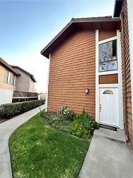 25885 Trabuco Rd #93 - Lake Forest, CA