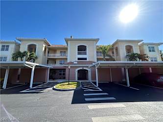 1113 Van Loon Commons Cir #305 - Cape Coral, FL