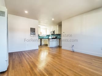 3115 Beaumont Ave - Oakland, CA