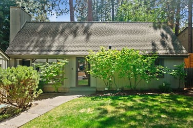 1905 SW Knoll Ave - Bend, OR