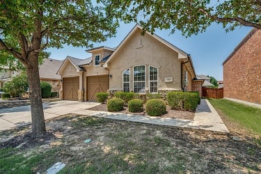 5813 Stone Mountain Rd - The Colony, TX