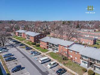 220 Stonecroft Rd unit 220-F - Baltimore, MD