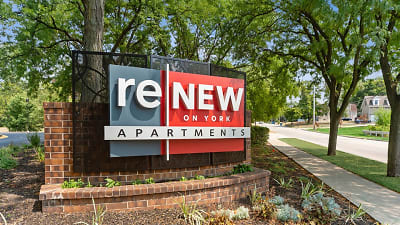 Renew On York Apartments - Bensenville, IL