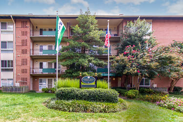 Forest Hill Apartments - Oxon Hill, MD