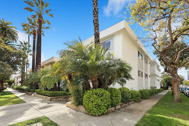 561 Orlando Ave unit 5 - West Hollywood, CA