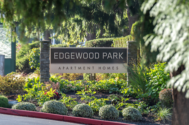 Edgewood Park Apartments - Bellevue, WA