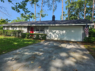 5501 NW 23rd Terrace - Gainesville, FL