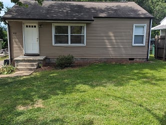 2121 Price Ave - Knoxville, TN