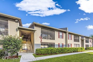 7131 Pinnacle Drive Apartments - Fort Myers, FL