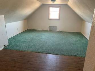 418 Greenwood St - Ishpeming, MI