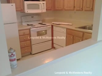24 Whites Ave unit 22 - Watertown, MA