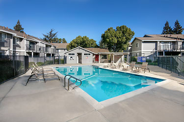 Evergreen Park Apartments - Sacramento, CA