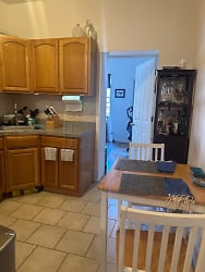 31-14 41st St unit 101 - Queens, NY