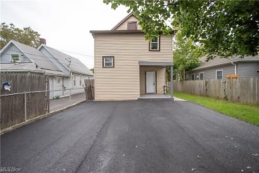7619 Lawn Ave #1 - Cleveland, OH