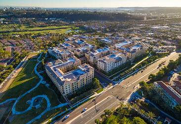 Pacific Ridge Apartments - San Diego, CA