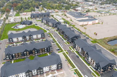Uptown Square Apartments - Troy, MI