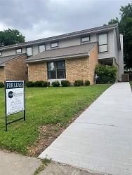 1008 Olympic Ct - Lewisville, TX