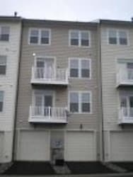 3616 Spring Hollow Ln - Frederick, MD