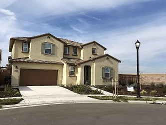 1303 Cow Ct - Tracy, CA