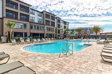 The Oasis At Moss Park Preserve Apartments - Orlando, FL