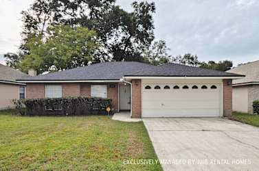 1639 Spring Branch Dr W - Jacksonville, FL