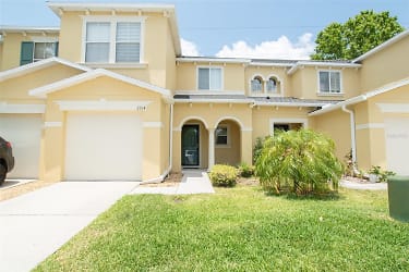 2014 Sunset Meadow Dr - Clearwater, FL