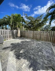 8925 NW 102nd Ct #8925 - Doral, FL
