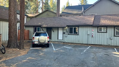 1036 Moss Rd unit 2 - South Lake Tahoe, CA