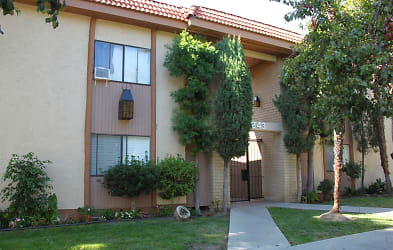 7243 Shirley Ave unit 22 - Los Angeles, CA