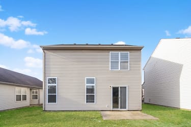 3253 Blue Ash Ln - Indianapolis, IN