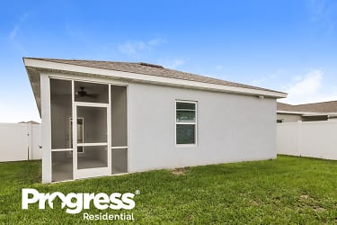 3185 Whispering Trails Ave - Winter Haven, FL