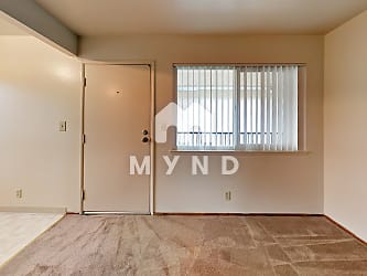 2376 Sutter Ave Apt 7 - undefined, undefined