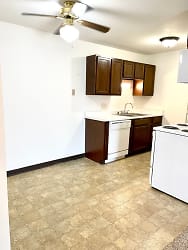 421 E First Ave  Apt 8 421-8 UPPER 1 BEDROOM - undefined, undefined
