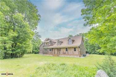 5 Lower Meadow Dr - Granby, CT