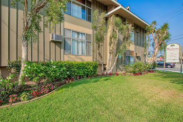 Gardenview Apartments - Downey, CA