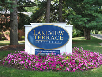 Lakeview Terrace Apartments - Eatontown, NJ